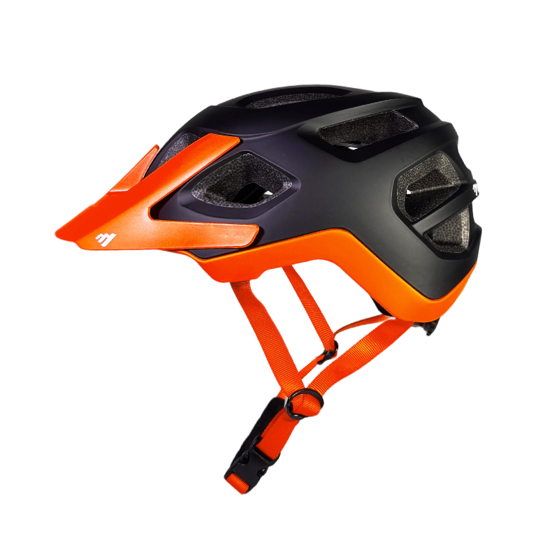 MOON 青少年・子供向けプロ仕様防臭バイクヘルメット –  - Mountain Biking Youth のレビューと価格